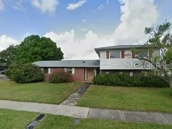 8413 Lopez Dr, Tampa, FL 33615