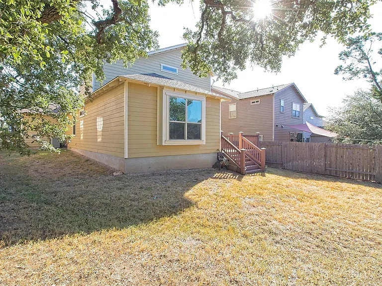 11201 Zimmerman Ln — Photo 35