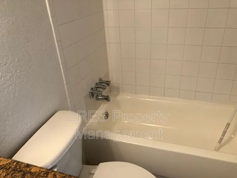 4725 S Texas Ave #A — Photo 15