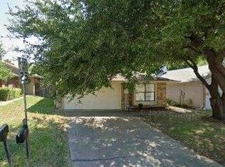 5304 Waterford Dr, Mesquite, TX 75150