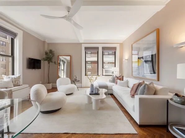 465 West End Avenue 10B image 2 of 12