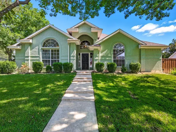204 Valley Dr, Rockwall, TX 75087