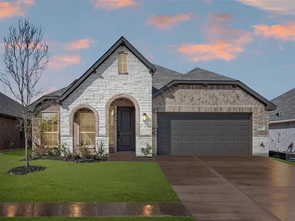 923 Madeline Ln, Cleburne, TX 76033
