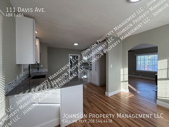 2nd image of 111 Davis Ave