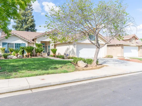 2671 Fremont Ave, Clovis, CA 93611