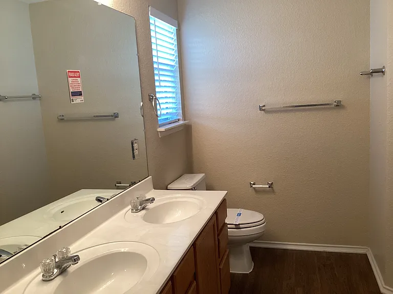 113 Hays Forest Cv — Photo 14