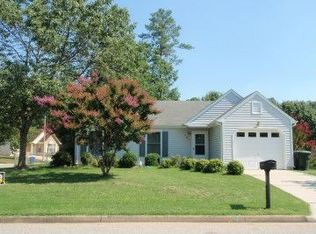 768 Trails Ln, Newport News, VA 23608