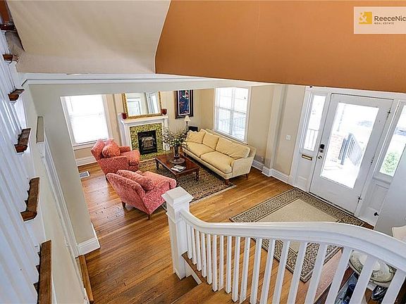 Living Room & Entryway