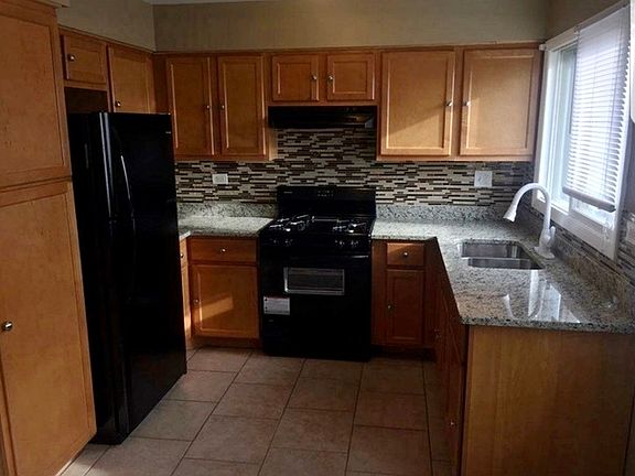 2nd image of 5619 Allemong Dr
