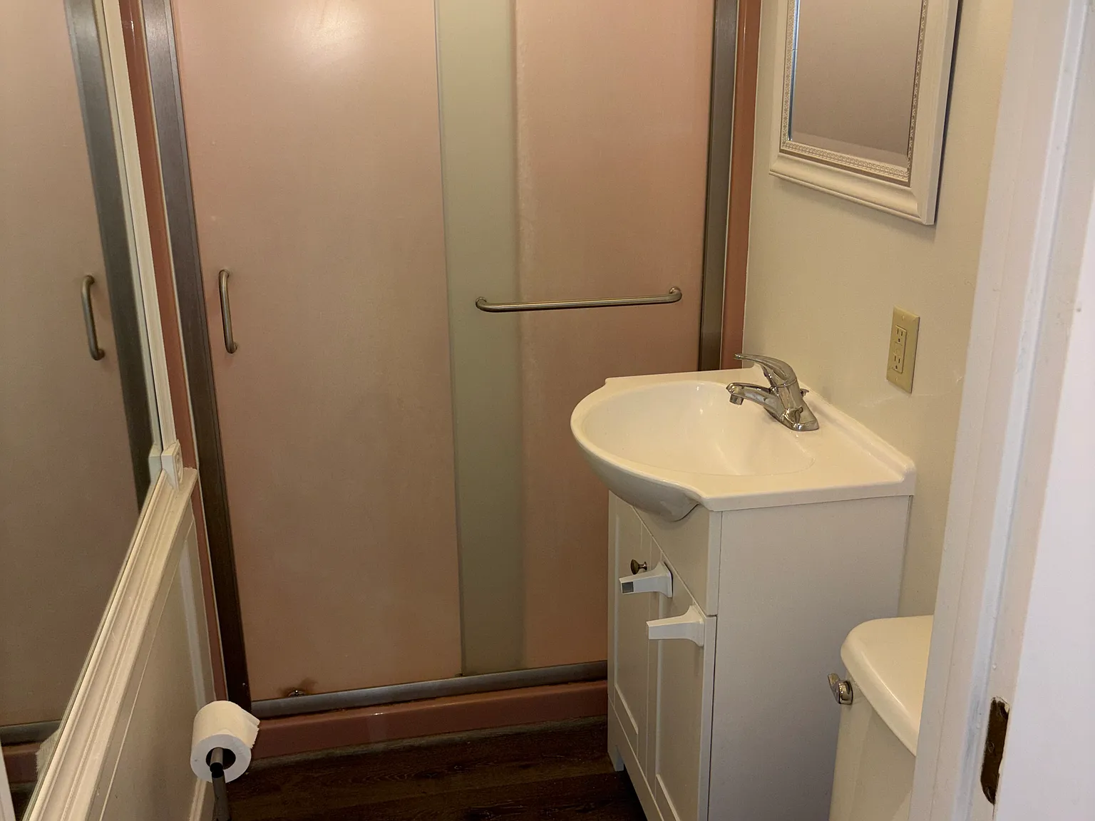 2 bed, 1200 sqft, $2,200 — Photo 4