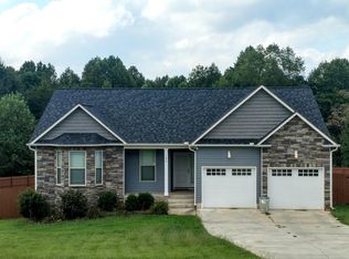 188 Summer Lady Ln, Boiling Springs, SC 29316