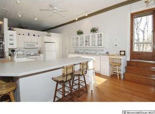 1 Church St #A, Rumson, NJ 07760