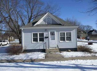 702 N 5th St, Estherville, IA 51334