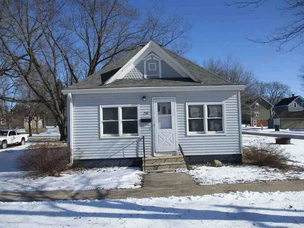 702 N 5th St, Estherville, IA 51334
