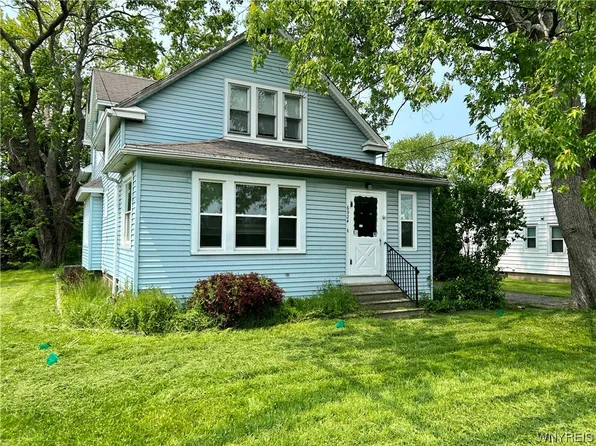 6924 Ward Rd, Niagara Falls, NY 14304