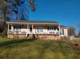 618 Slickum Rd, Easley, SC 29640