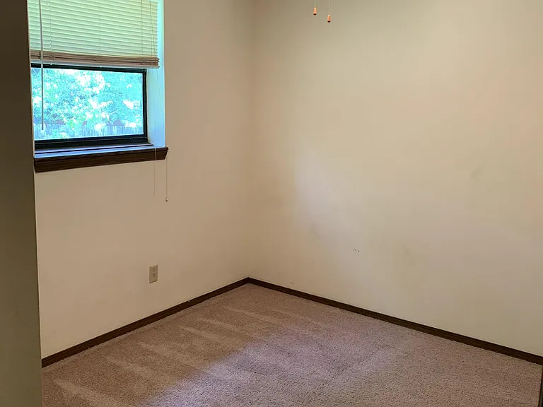 4717 W Knox Dr — Photo 18