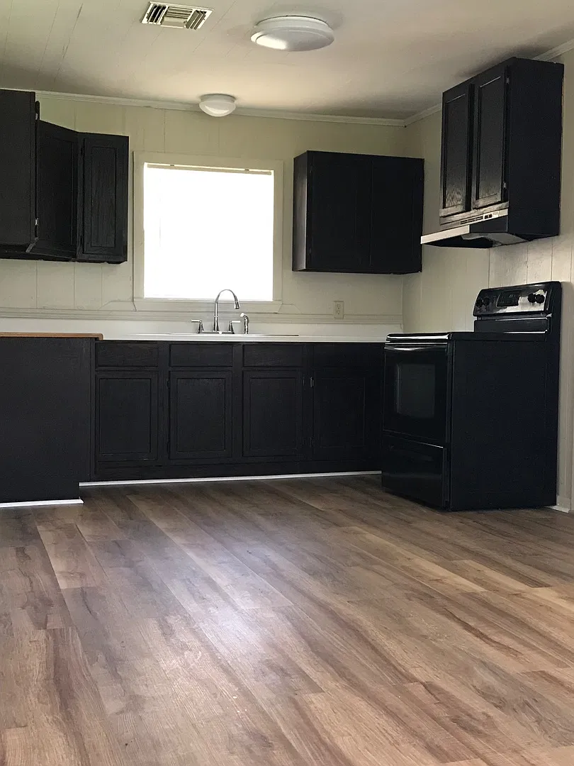 113 Eunice Street — Photo 3