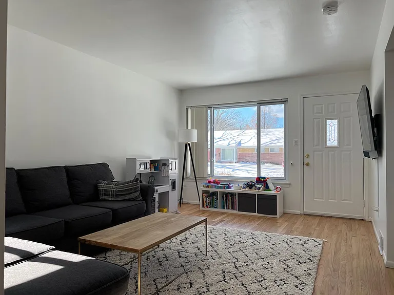 3016 Harvard Rd — Photo 4
