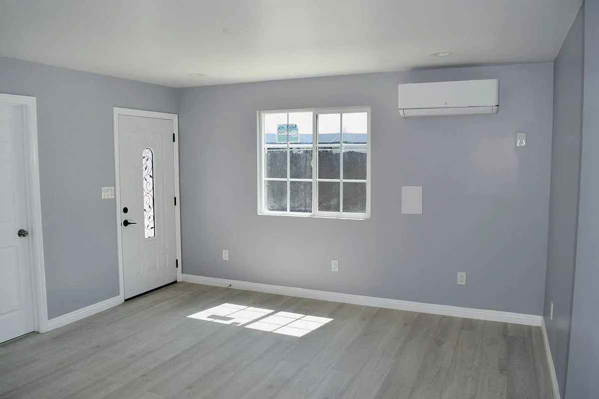 1 bed, 1.0 bath, 562 sqft, $2,300 — Photo 2