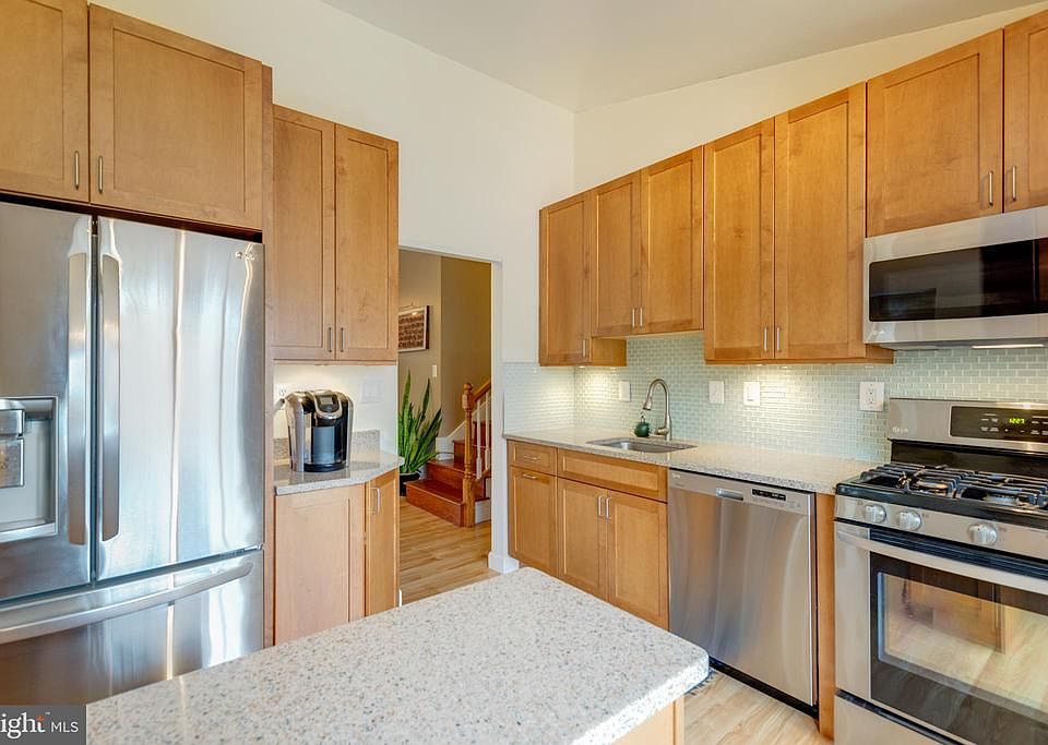 1st image of 8110 Kane Ct