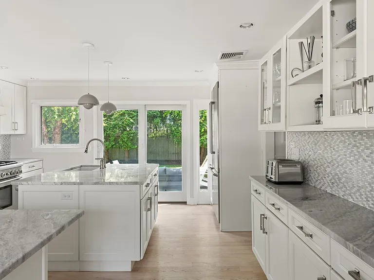108 Harbor Rd — Photo 10