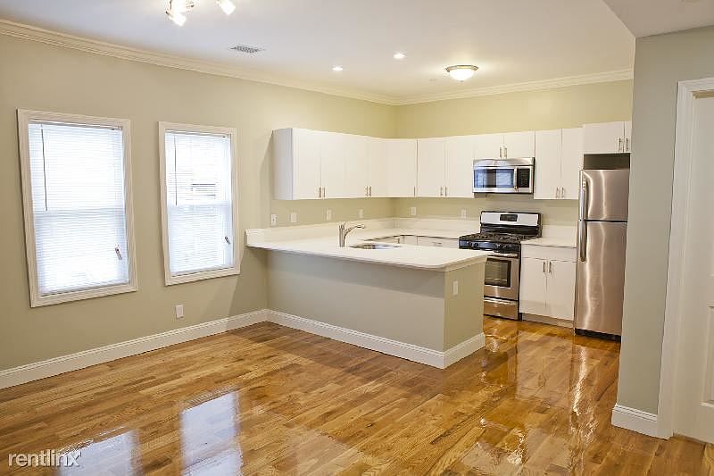 17 Imrie Rd. #1 Boston (Allston) Shared Unit Photo 2