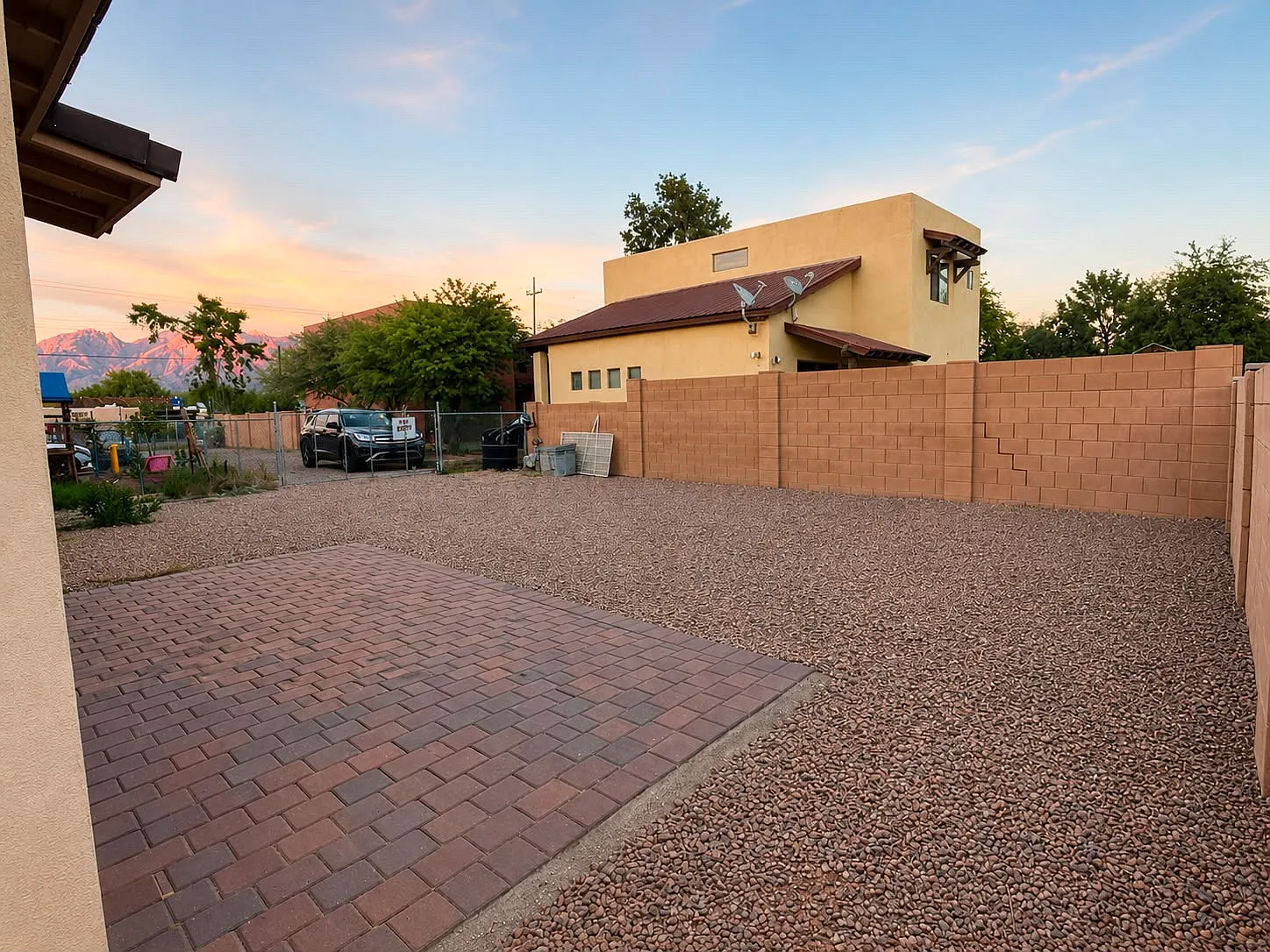 3648 E Glenn St — Photo 2