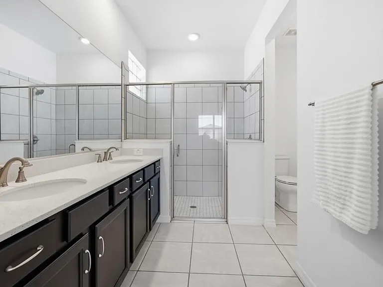 6396 SW 72nd Ter — Photo 8