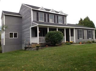 5828 Augsburg Cir, East Syracuse, NY 13057