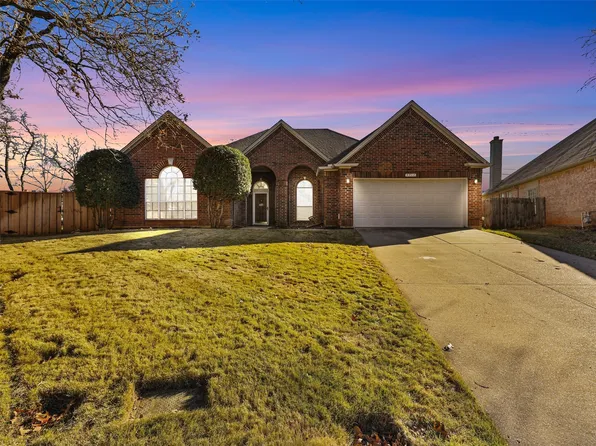 5317 Shadow Glen Dr, Grapevine, TX 76051