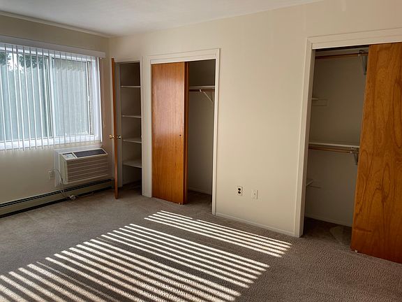 2nd image of 53 Merle Pl Floor 1