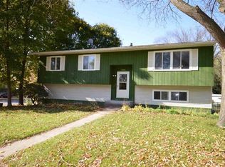 1910 Prairie Rd, Madison, WI 53711