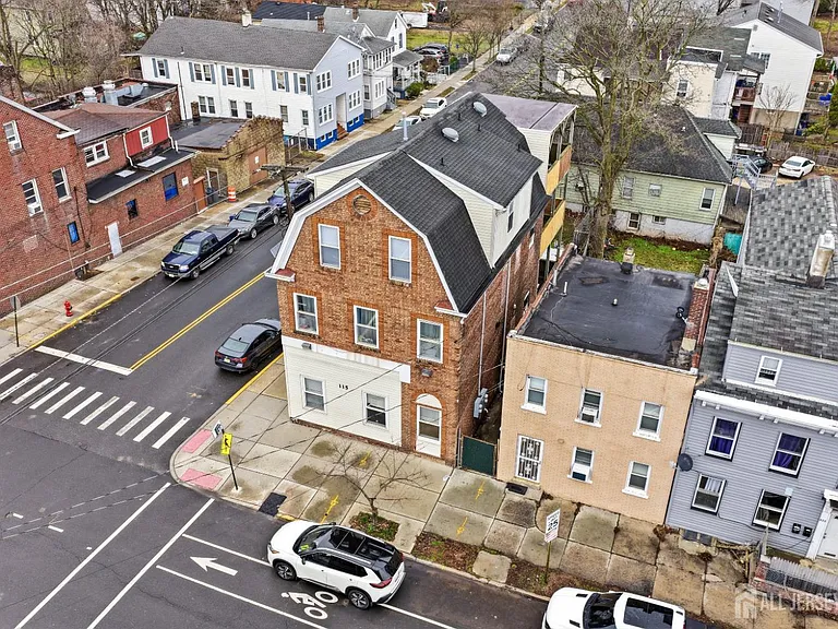 115 Remsen Ave — Photo 13