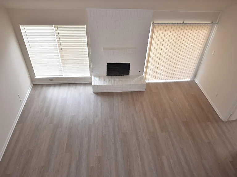 14410 Muirfield Ln — Photo 23