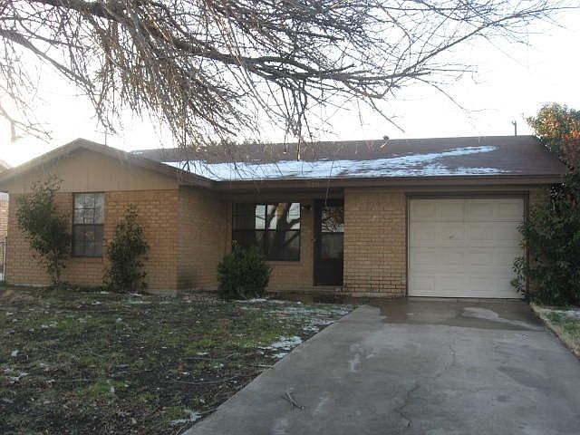 1st image of 2511 Chestnut Dr