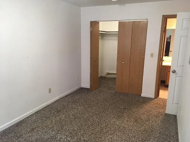 601 W Seldon Rd #C — Photo 6