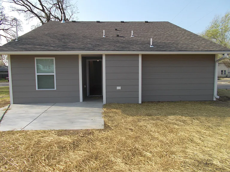 Large Unfenced Backyard W/Patio