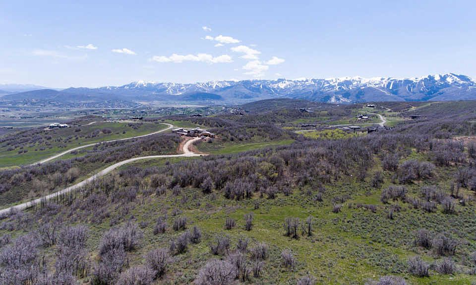 1st image of 913 Preserve Dr