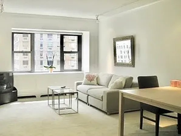 20 W 64th St, New York, NY