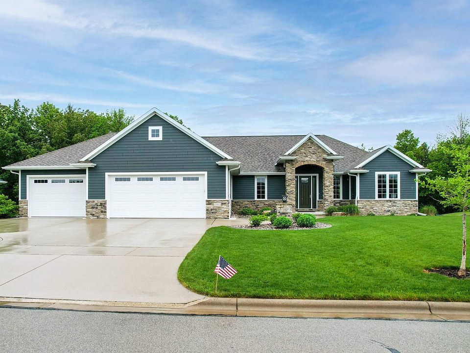 1st image of 2761 Creekwood Cir