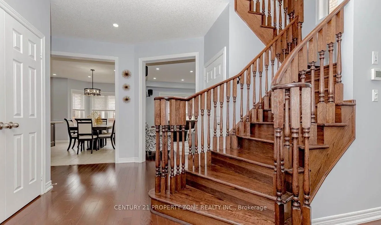 4 bed, $3,300 — Photo 3