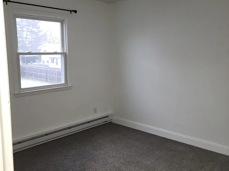 807 Indiana Ave — Photo 4