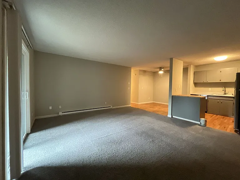 15827 NE Glisan St #5 — Photo 13