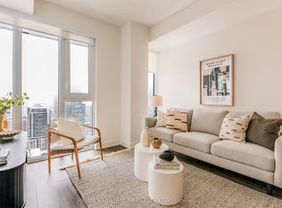 70 Princess St #2401, Toronto, ON M5A 0X6