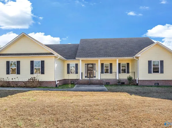 882 Johnson Ave, New Hope, AL 35760