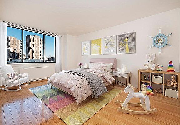 4th image of 450 N End Ave APT 8A