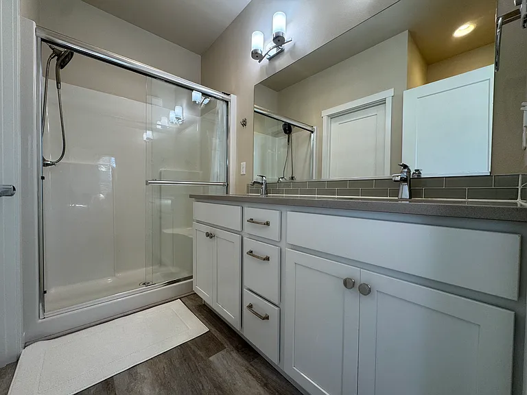 4745 Spring Brook St — Photo 8