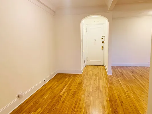 Rented by Rita S Citrin, LREB | media 21