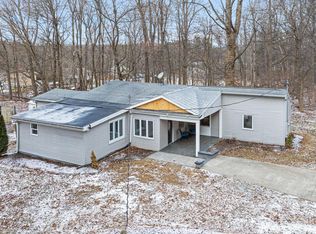 112 Pricetown Rd, Fleetwood, PA 19522